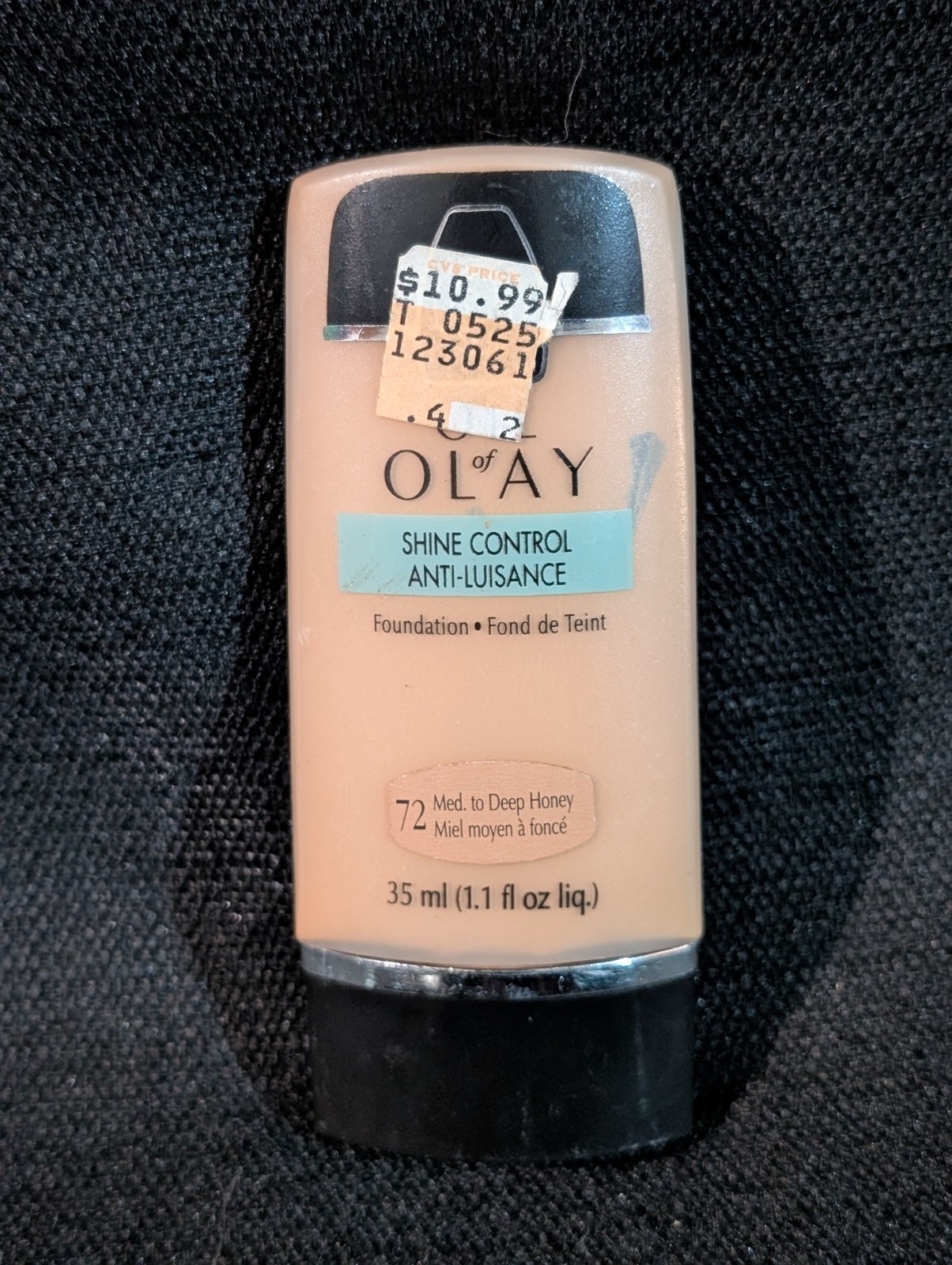 discontinued OIL OF OLAY SHINE CONTROL liquid FOUNDATION 72 Med-Deep Honey-New