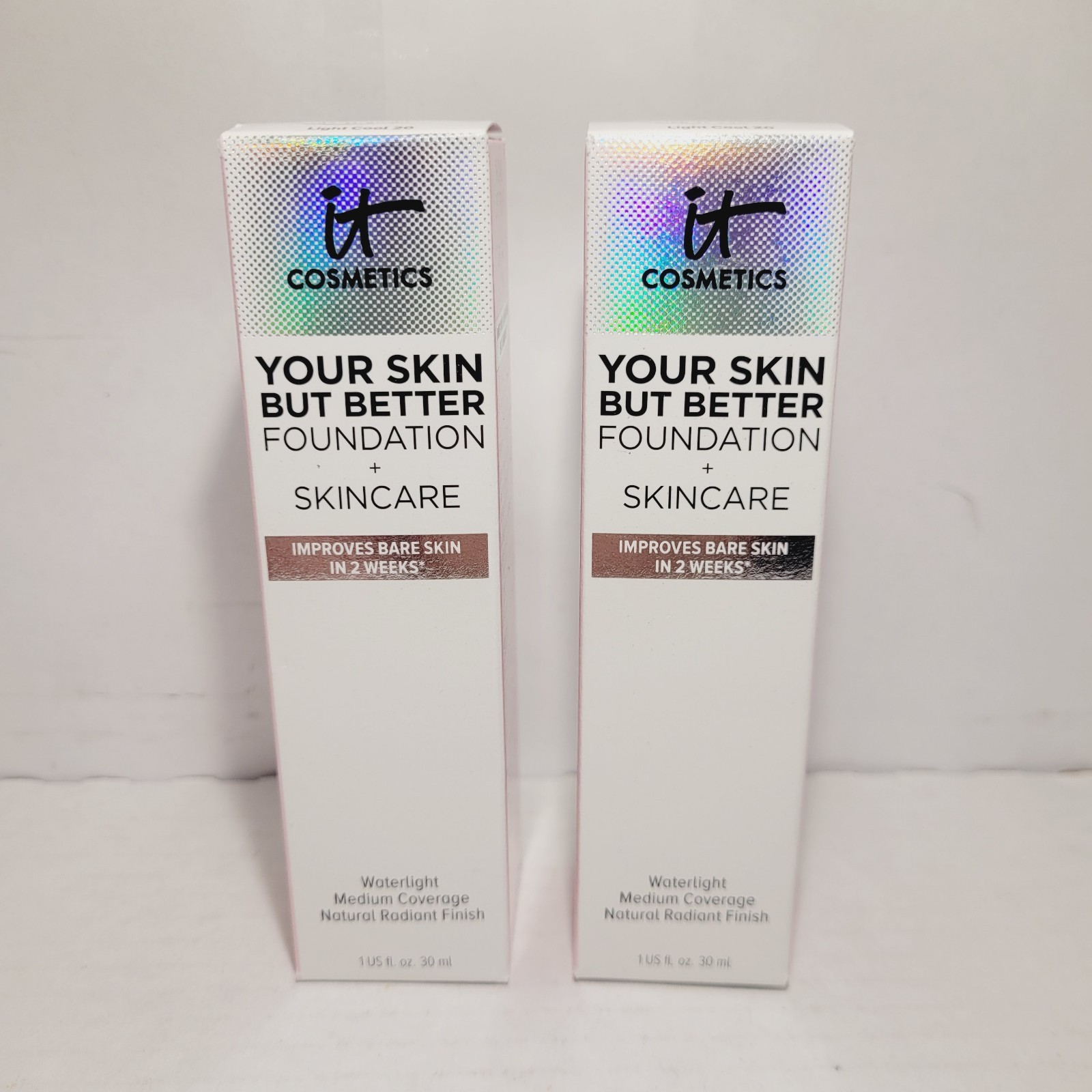 2 it Cosmetics Foundation + Skincare (Light Cool 20) Natural Radiant Finish