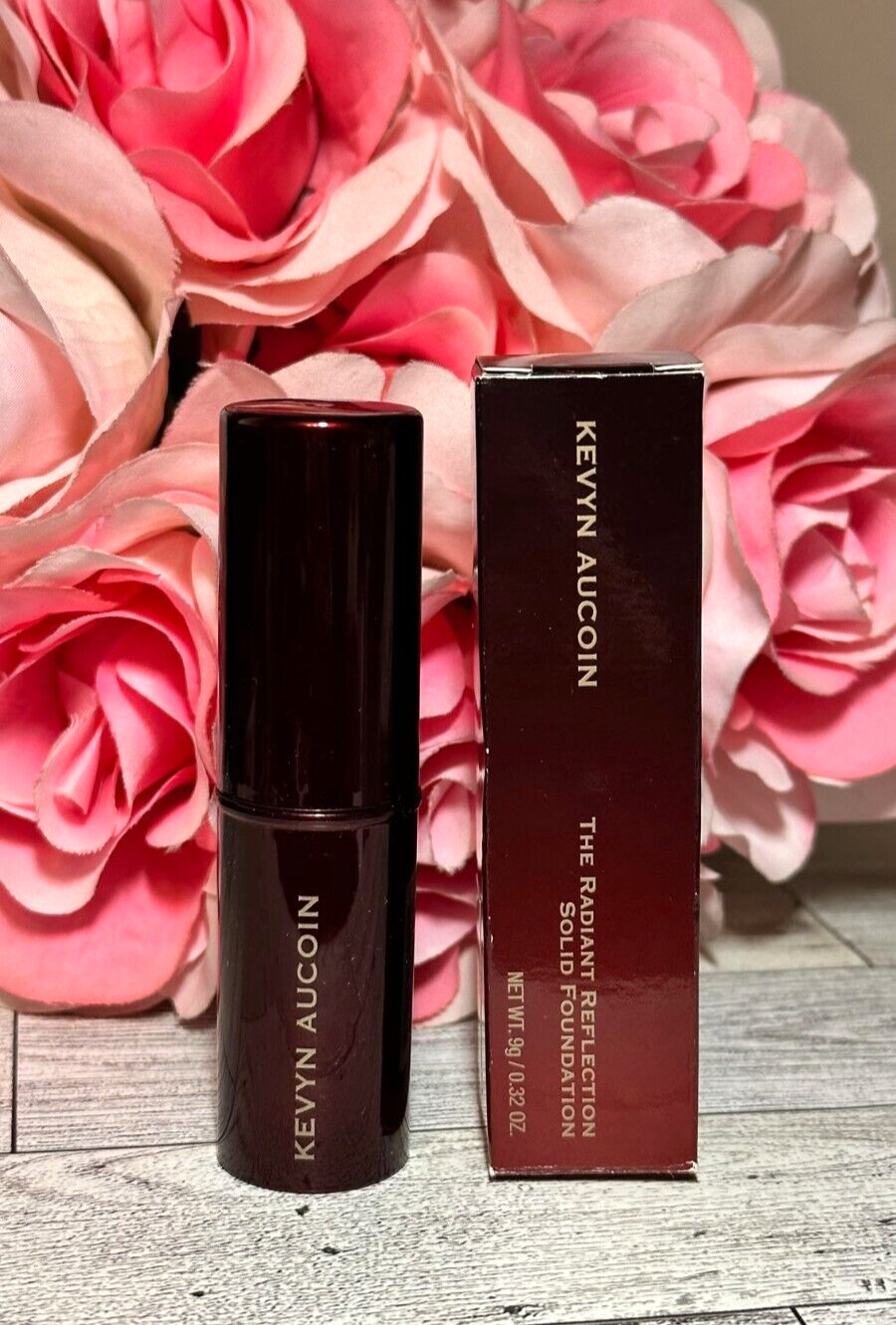Kevyn Aucoin The Radiant Reflection Solid Foundation #06 Beverly, Full Size NIB