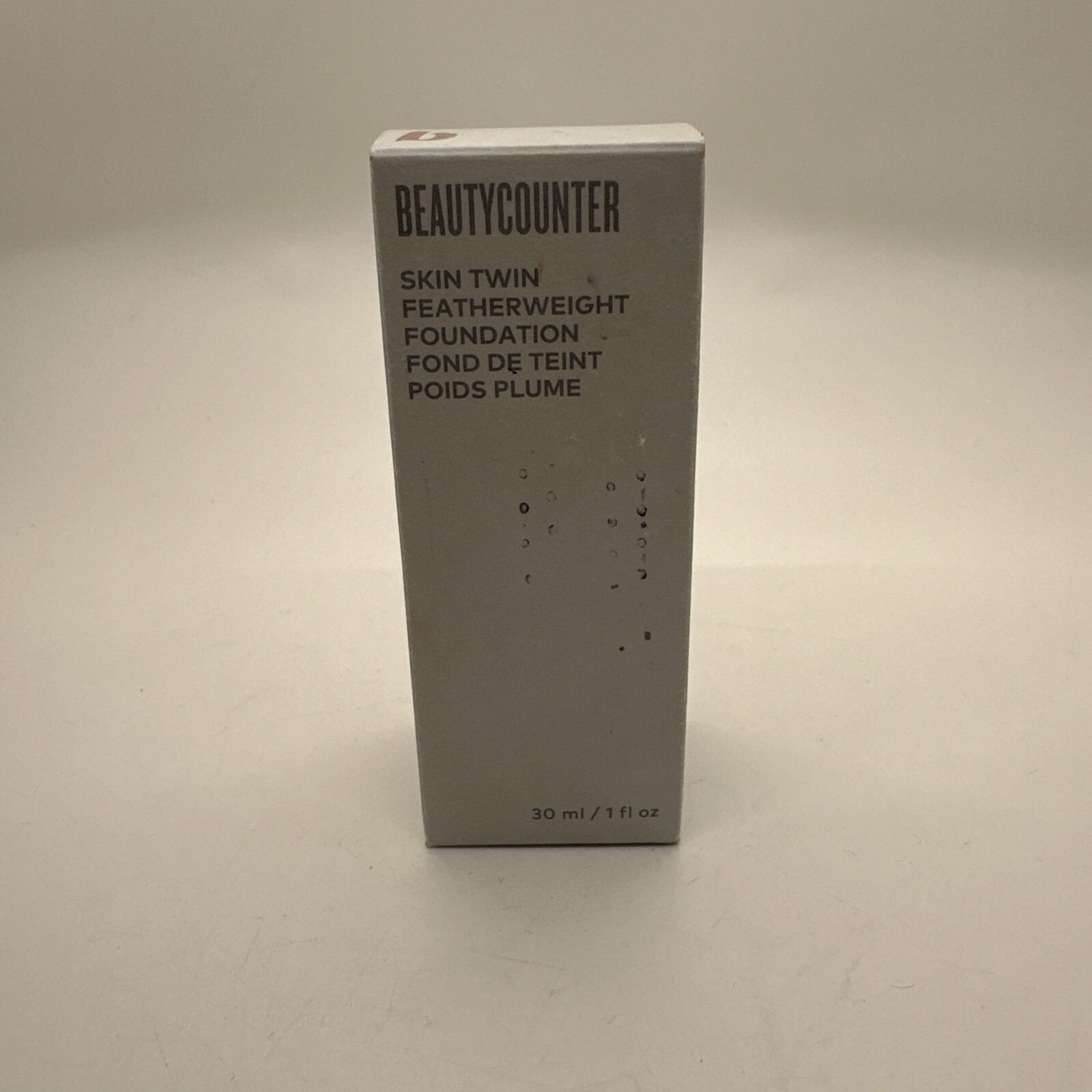 BEAUTYCOUNTER Skin Twin Featherweight Foundation 1 fl oz Full Size Tan 445