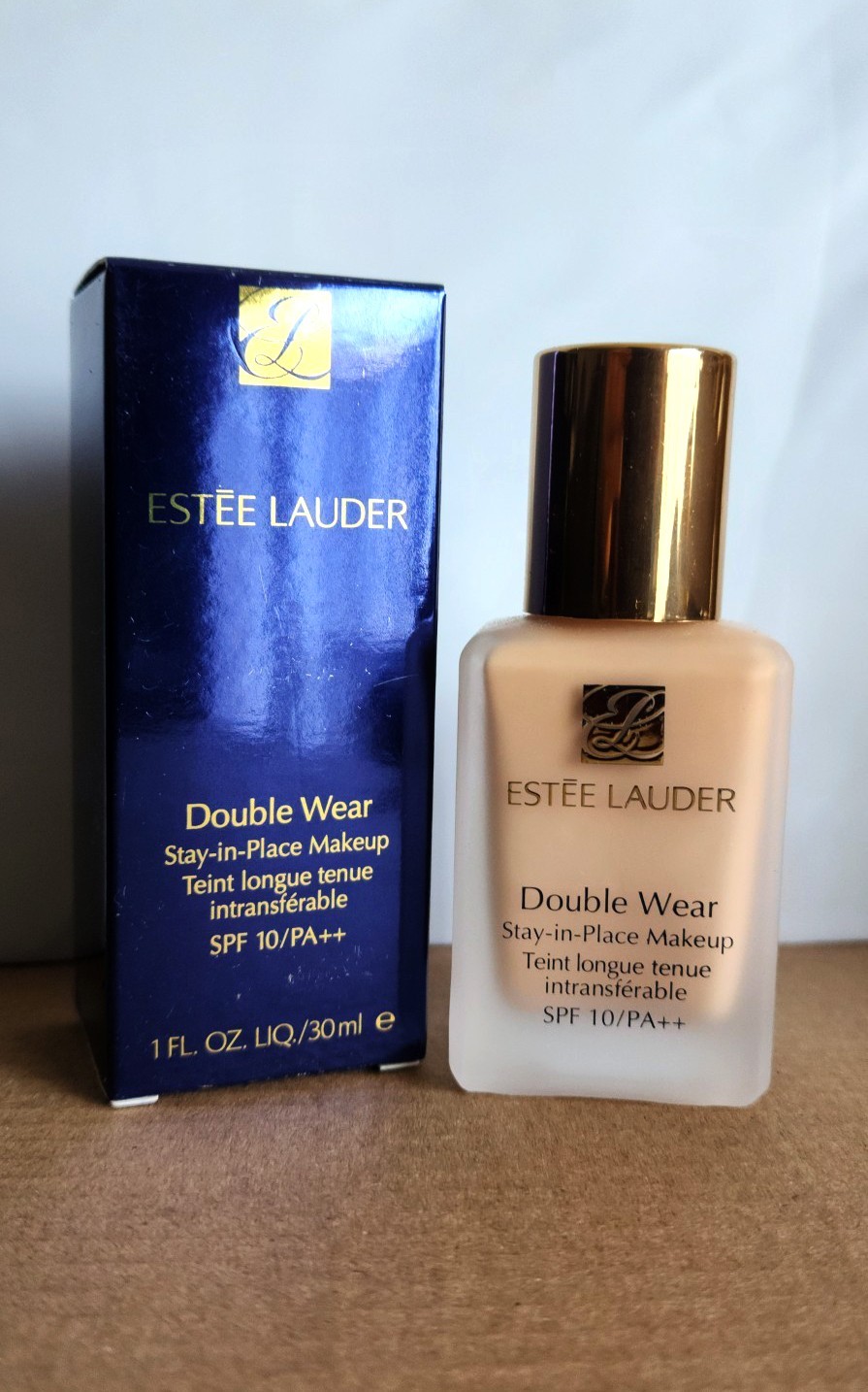 Estee Lauder Double Wear Stay-in-Place Makeup #2C0 COOL VANILLA SPF 10- 1oz/30ml