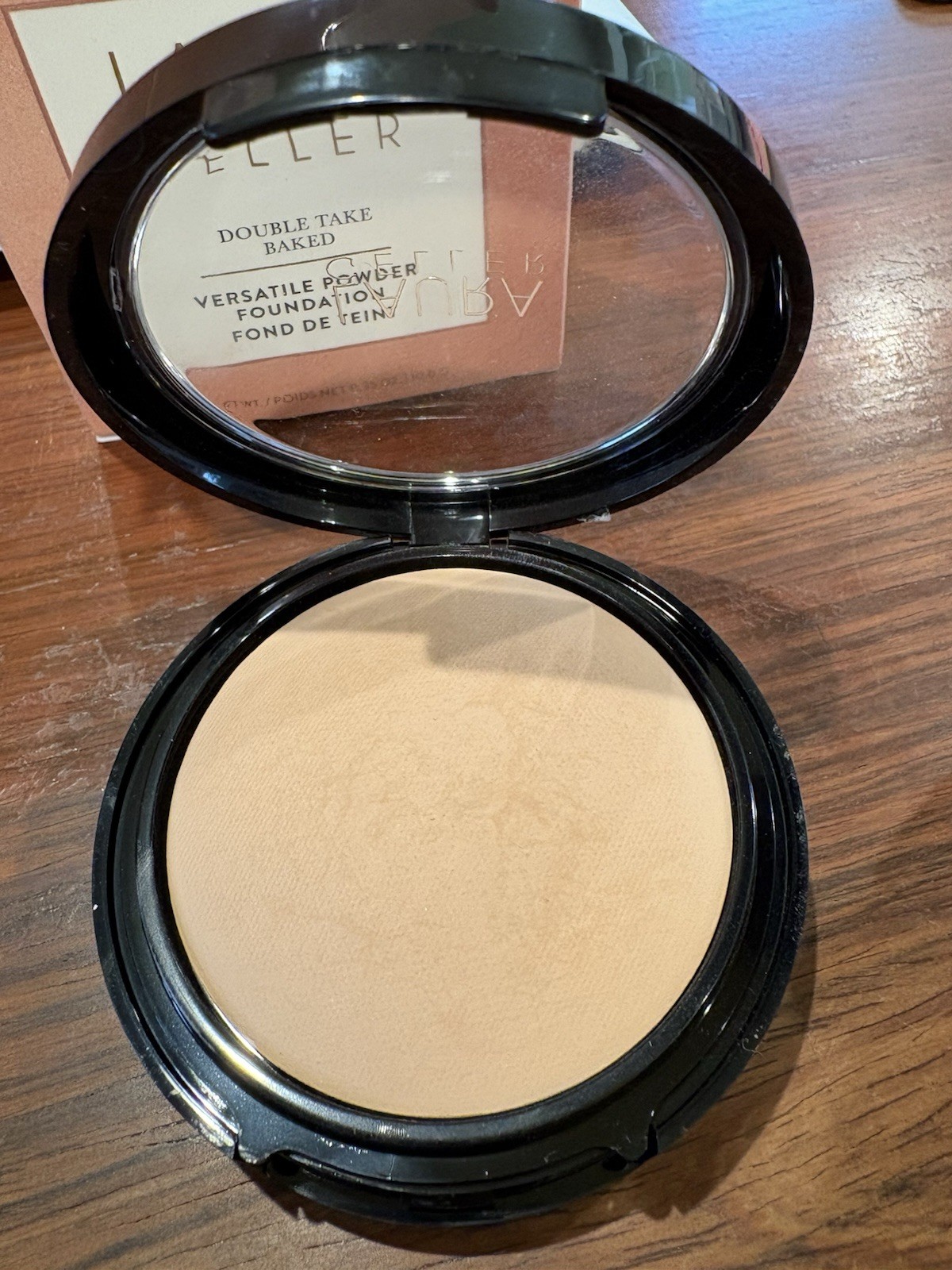 Laura Geller Double Take Baked Versatile Powder Foundation – Light – 0.35 oz New
