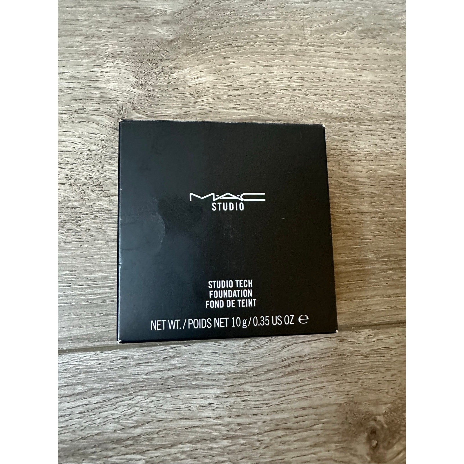 MAC Studio Tech Foundation NW45 – Discontinued