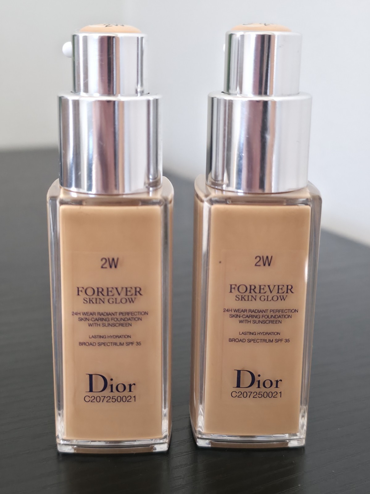 2 pcs Dior Forever Skin Glow 24H Wear Radiant Foundation SPF 35 – glow 2W -20ml