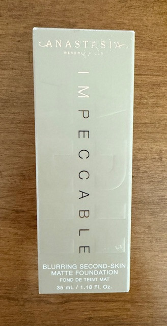 ANASTASIA BEVERLY HILLS Impeccable Blurring Matte FOUNDATION Shade N8 NIB