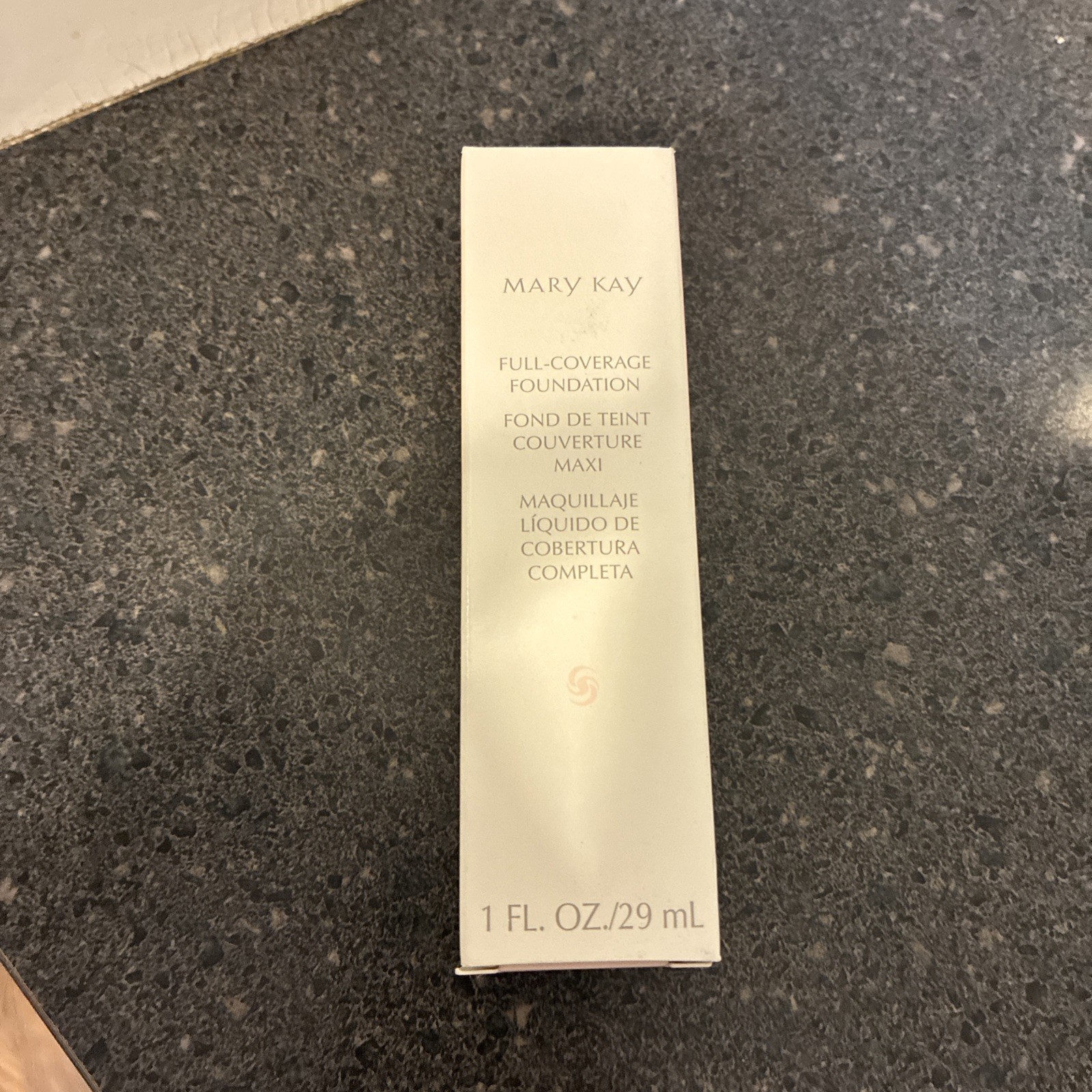 Mary Kay Full Coverage Foundation Beige 304 #367000 Normal to Dry Skin NOS