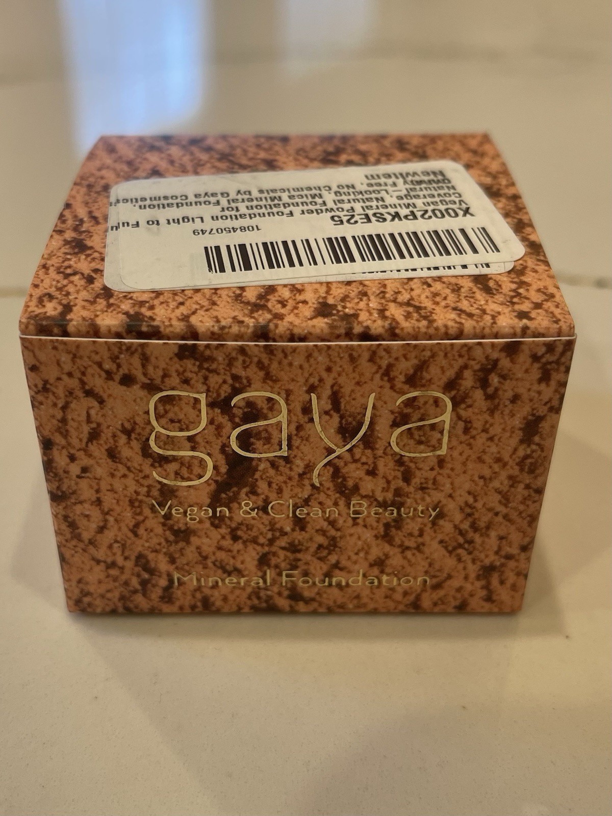 Gaya Cosmetics Mineral Foundation is a 13g (0.46 oz) vegan powder