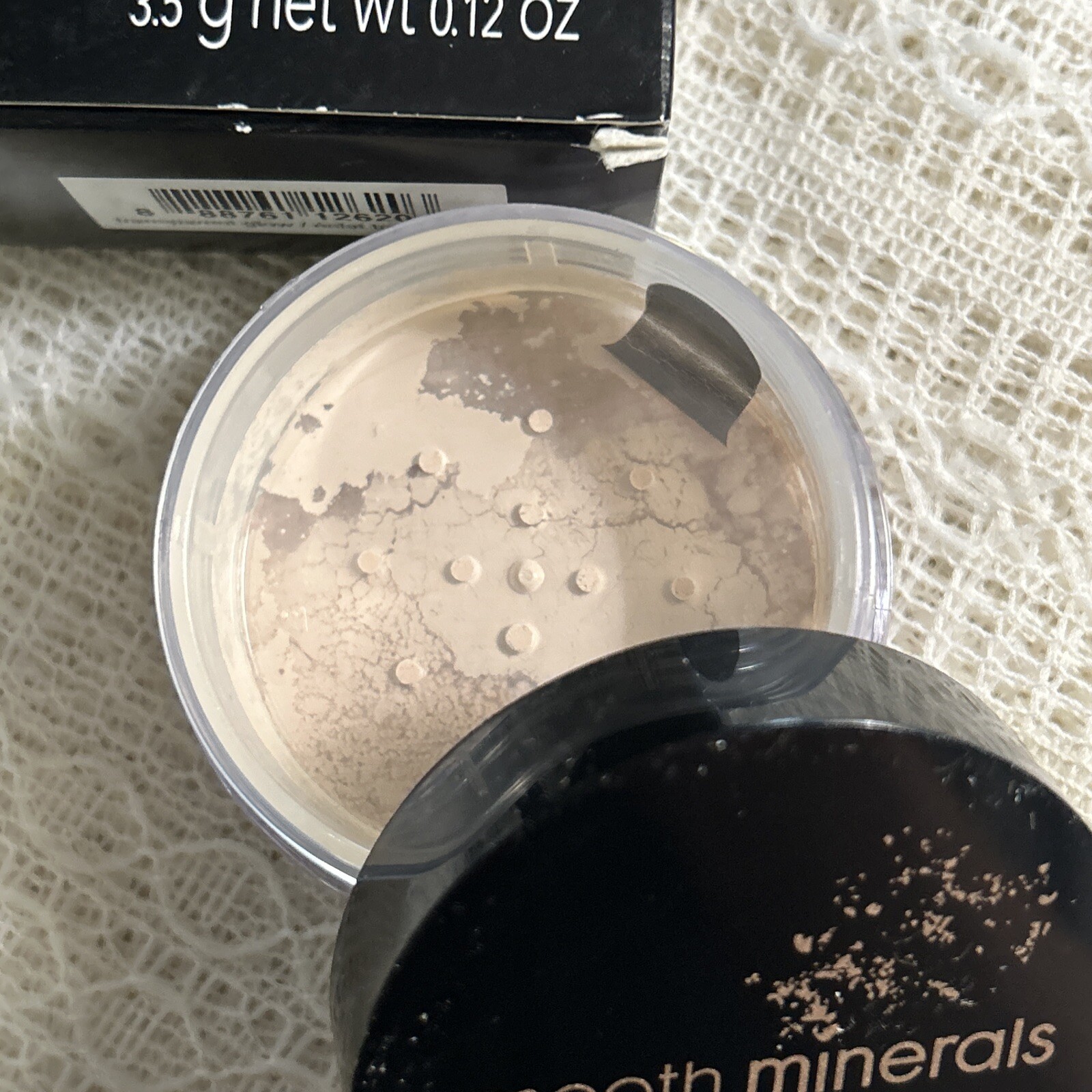 Avon ~ Smooth Minerals ~ Powder Foundation ~ Transparent Glow 0.12 Oz.