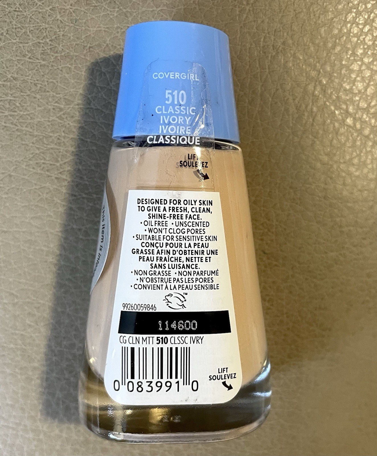 *NEW* CoverGirl Clean Matte Liquid Foundation – Classic Ivory #510 – 1 FL OZ