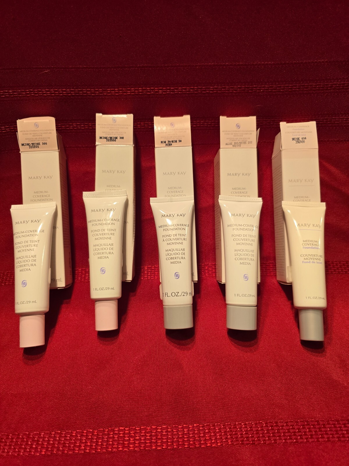 Mary Kay Medium COVERAGE Rare Disc Foundation IVORY BEIGE OR BRONZE NEW NIB