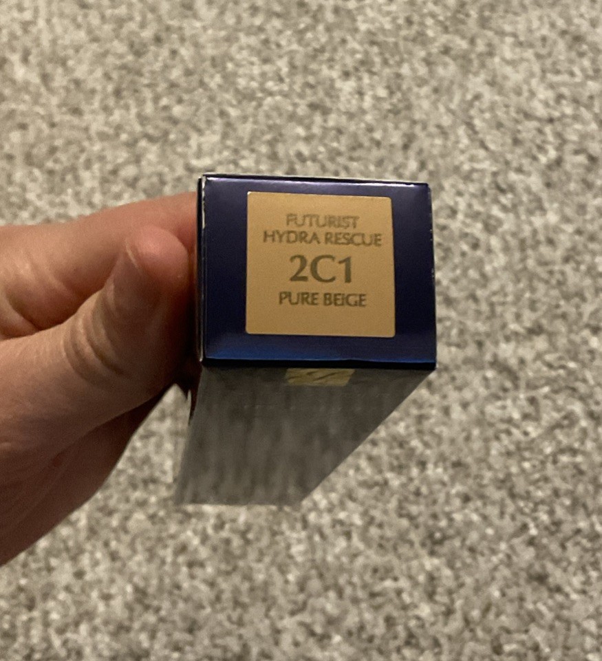 Estee Lauder Futurist Hydra Rescue Moisturizing Makeup – 2C1 Pure Beige – New