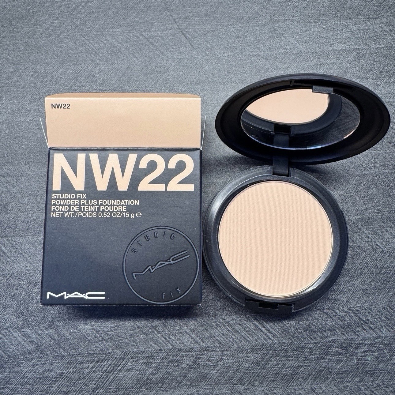 MAC Studio Fix Powder Plus Foundation NW22 Original Formula 15g
