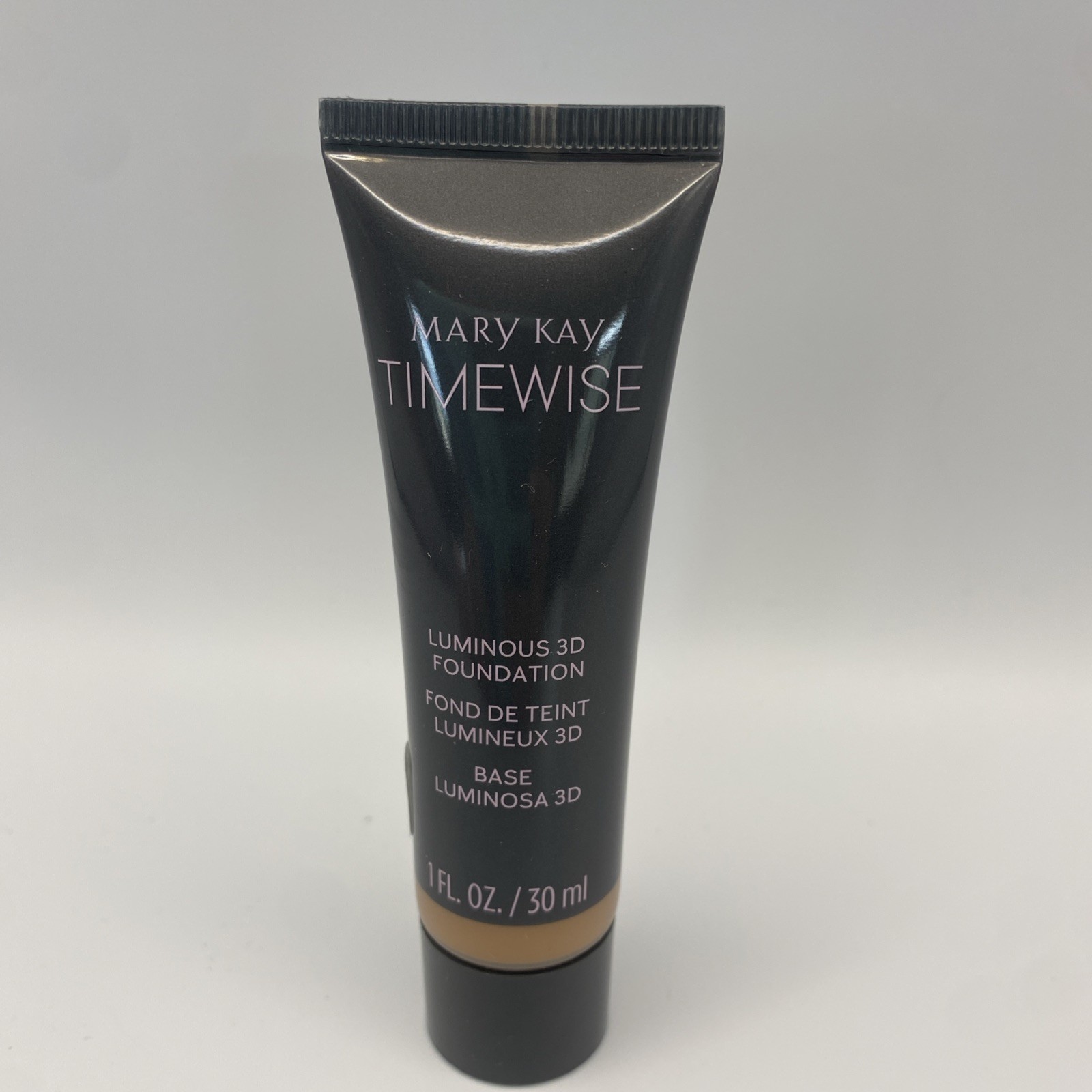 Mary Kay Timewise Luminous 3D Foundation Bronze W 130 Normal To Dry Skin 154140