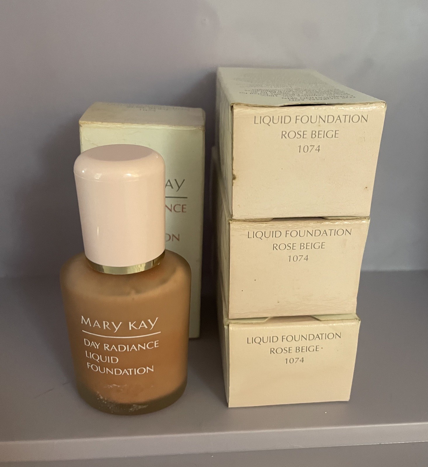 Lot of 4 Mary Kay Day Radiance Liquid Foundation Rose Beige RARE NIB #1074