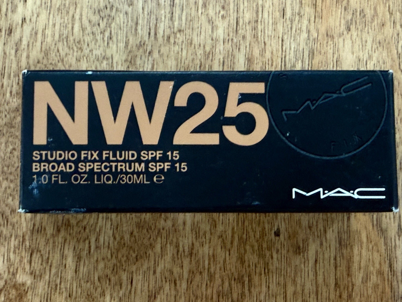 MAC STUDIO FIX FLUID SPF 15 (30ML/1.0OZ) ~ NW25 New