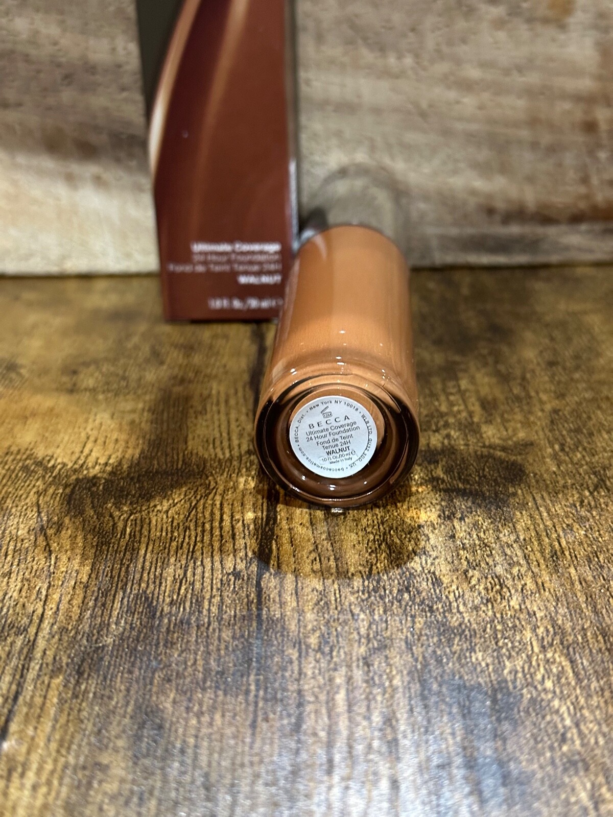BECCA~Ultimate Coverage24 Hour Foundation~Walnut~1 fl oz~New in Box