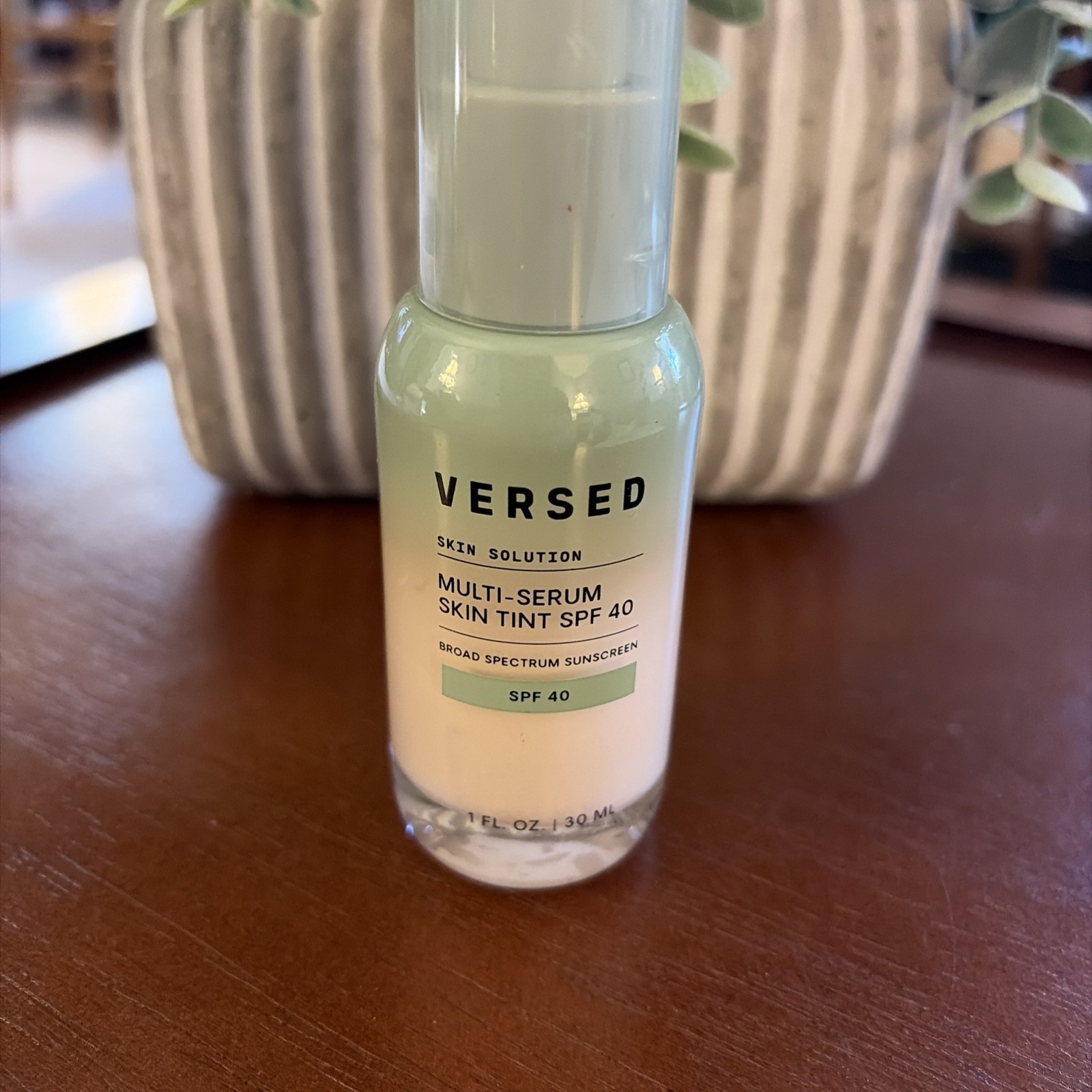 Versed Multi Serum Skin Tint Spf 40 Shade 2N, 1 Oz NEW!