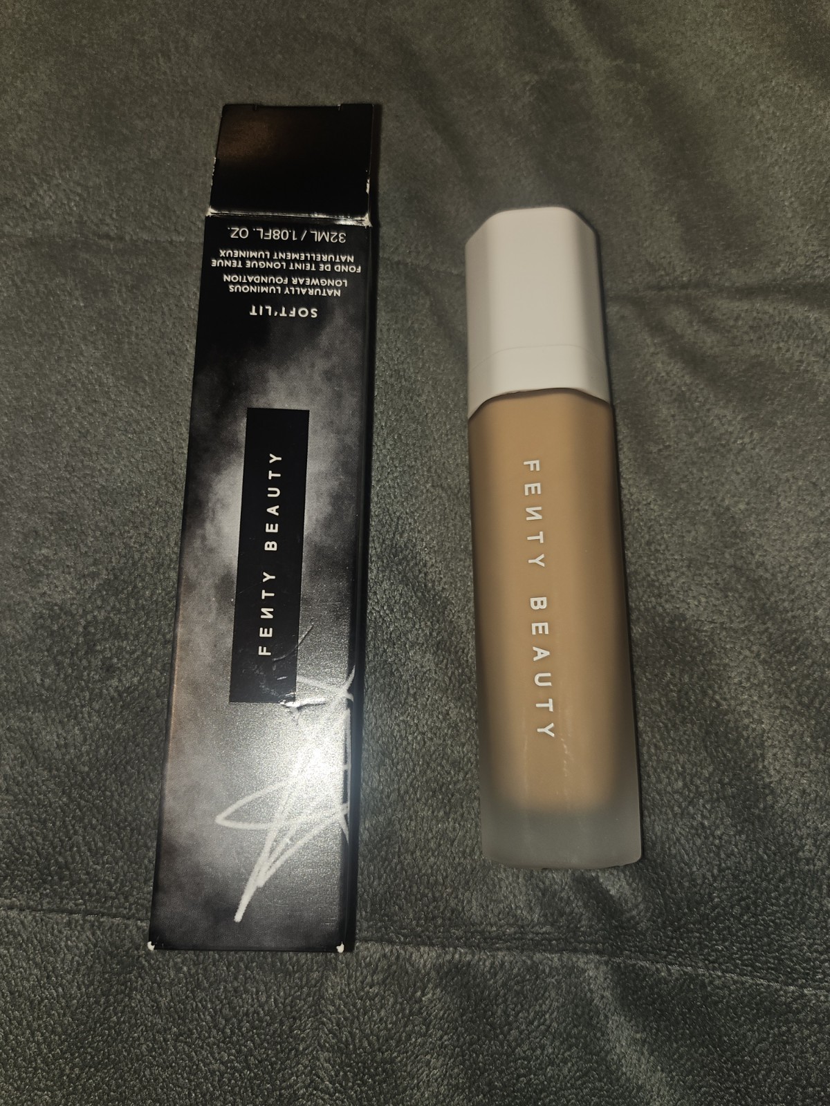 Fenty Beauty Soft’Lit Naturally Luminous Hydrating Longwear Foundation 280