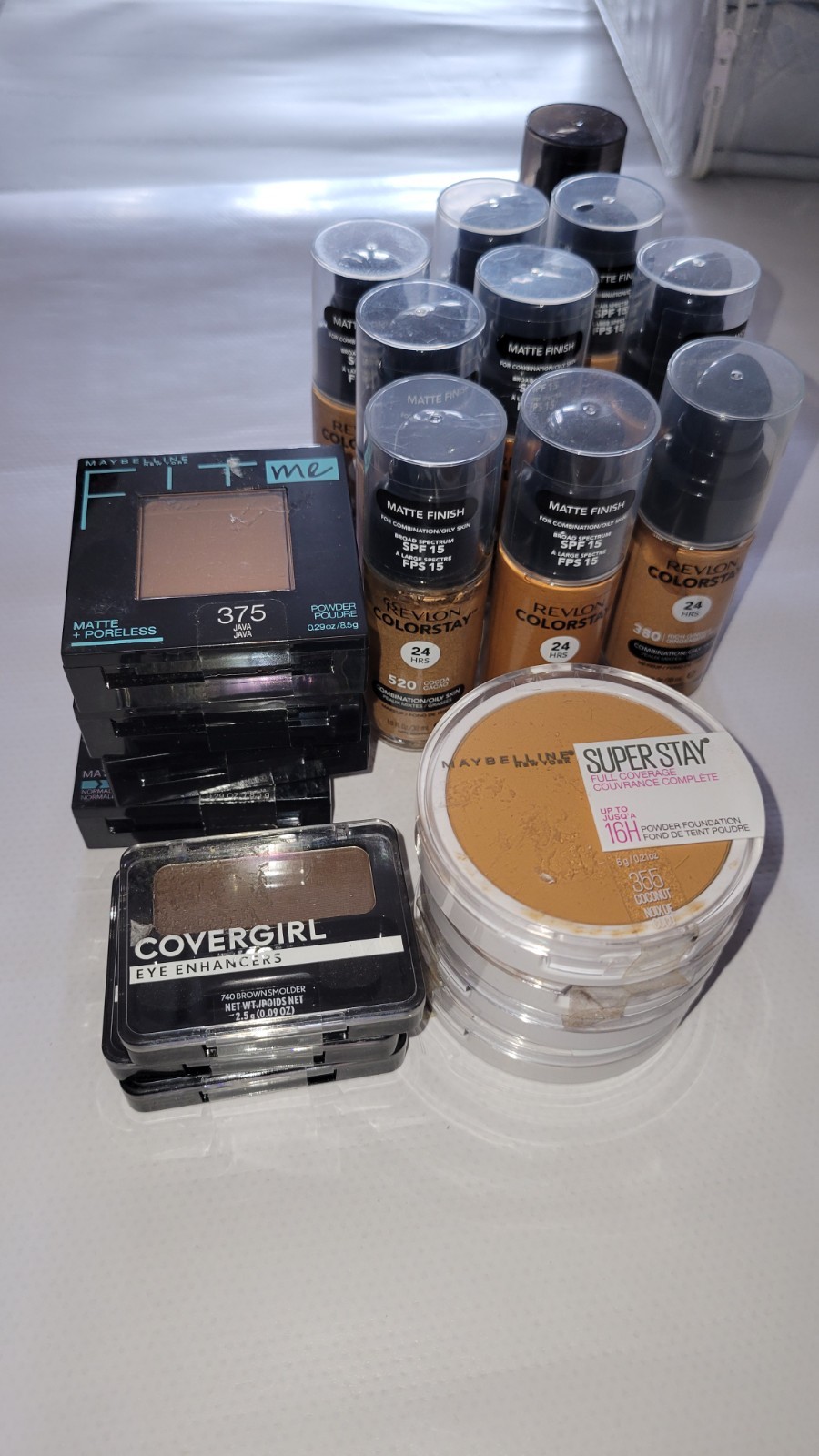 21pc Foundation Makeup Lot Revlon ColorStay Fit Me Cosmetics & Skincare