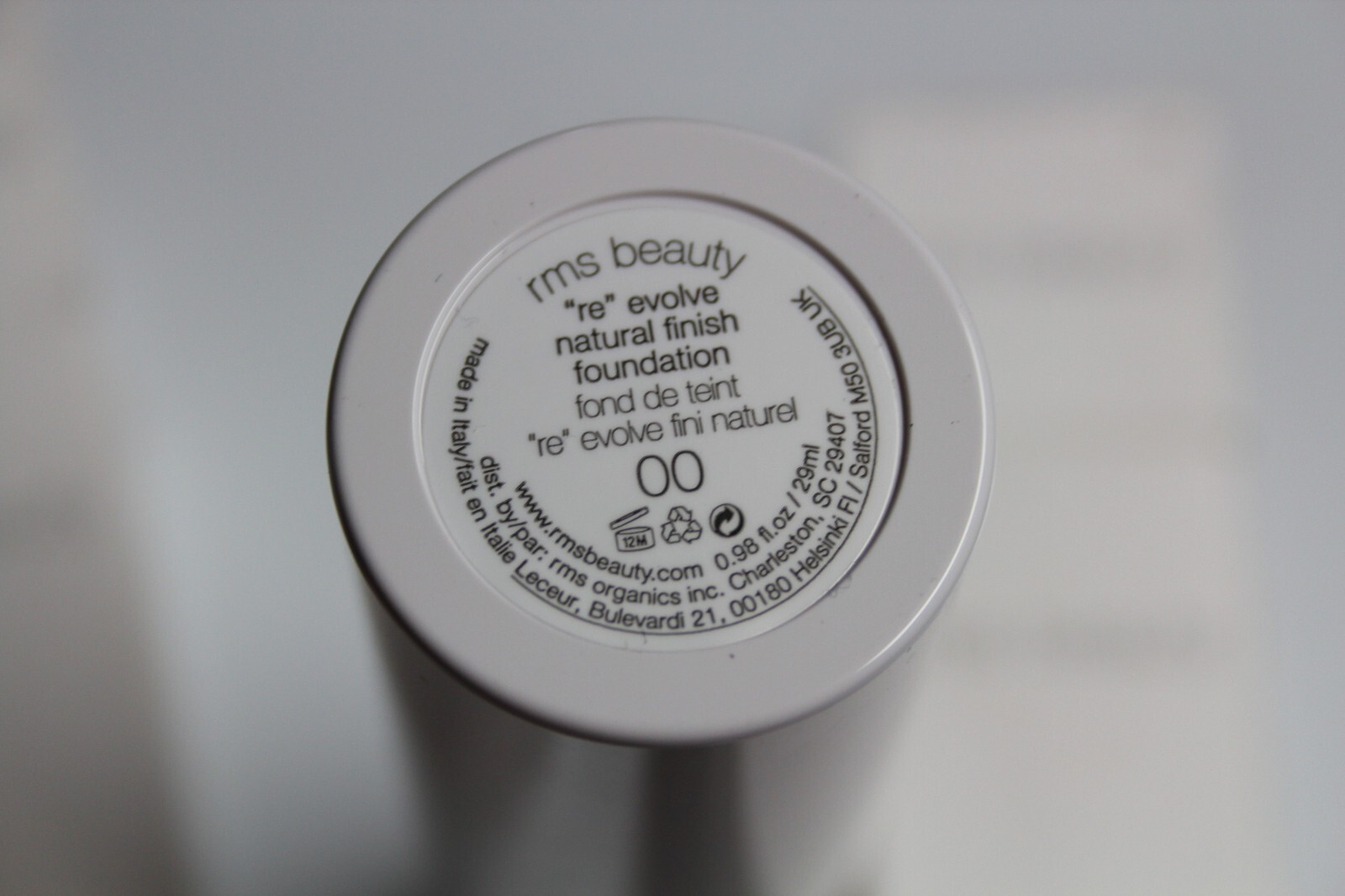 rms beauty ReEvolve Medium Coverage Liquid Foundation 4 COLORS ITALY