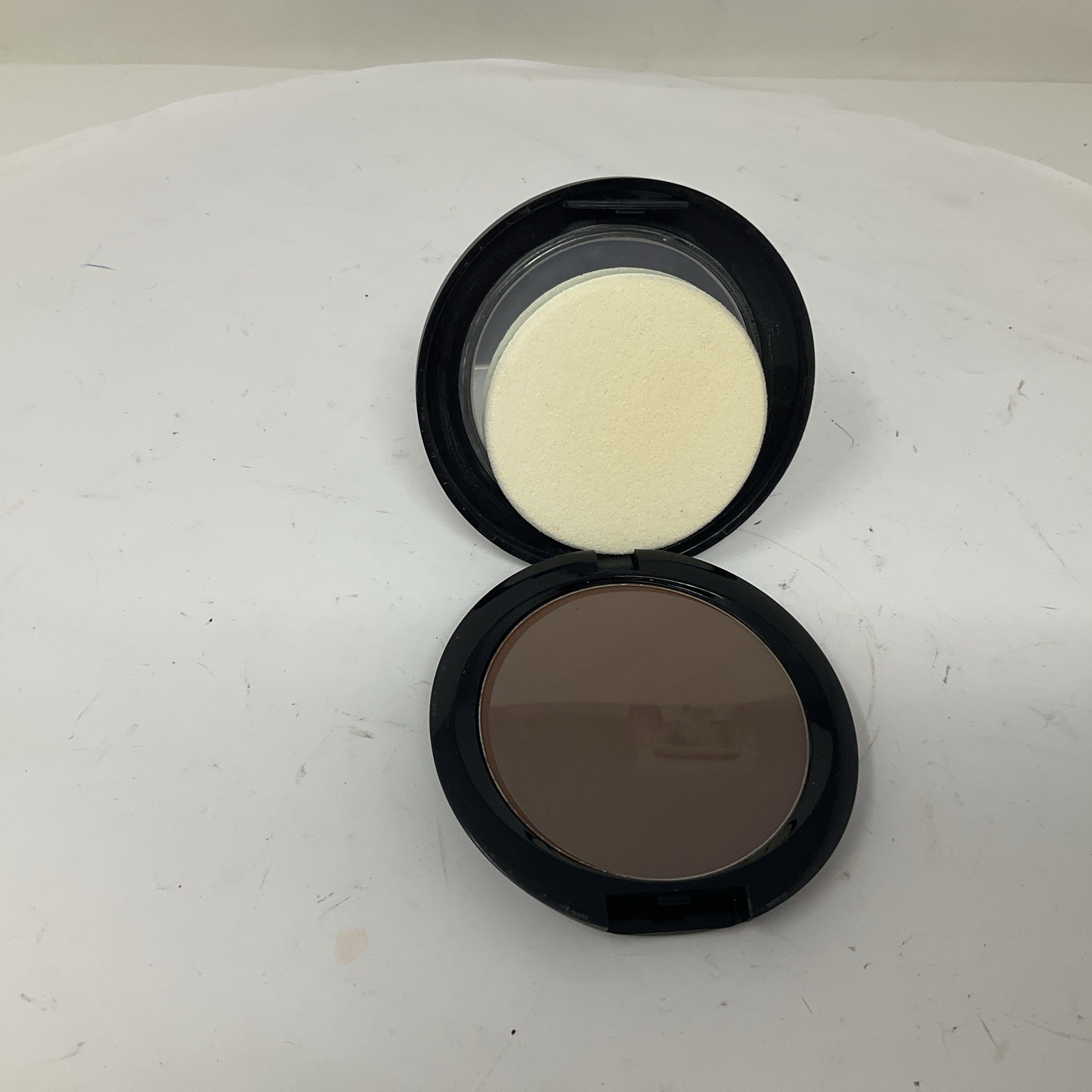 GloMinerals Pressed Base Foundation Cocoa MEDIUM .35 oz /10 grams New in Box