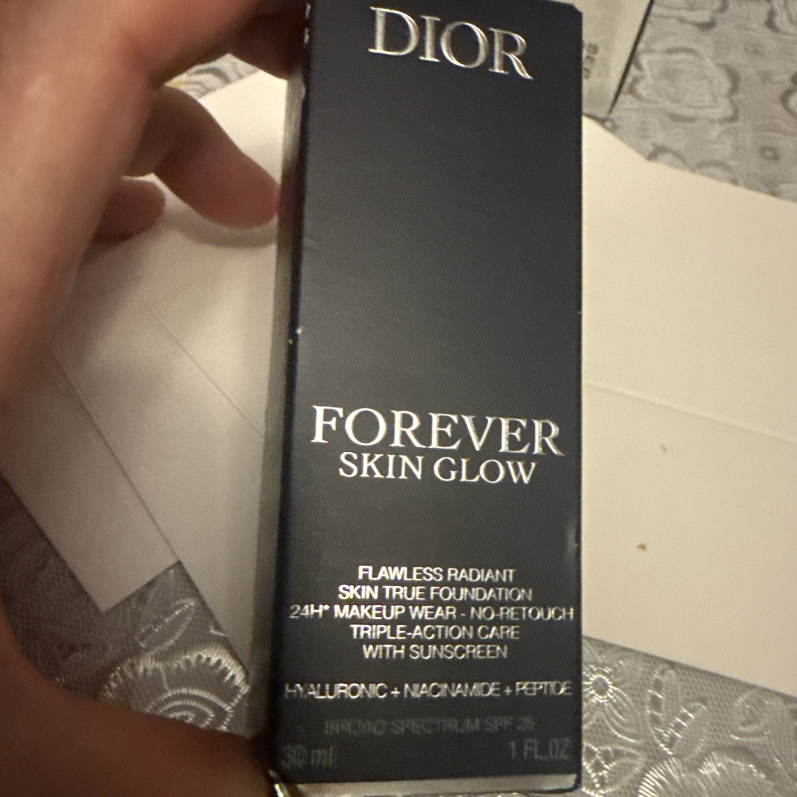 Dior Forever Skin Glow Liquid Foundation 1.5N Neutral/Glow SPF 25 1 fl oz