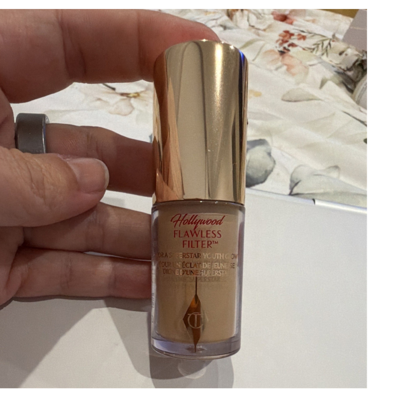 Charlotte Tilbury Hollywood Flawless Filter Foundation 4.5 Medium Liquid 0.18oz