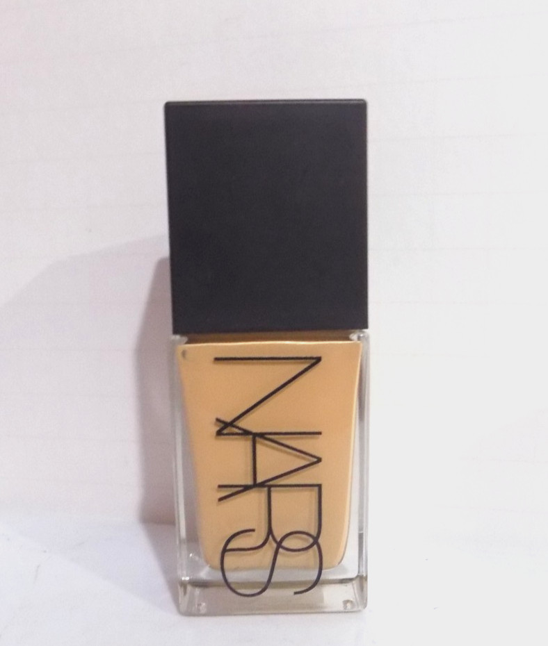 NEW!~Nars Light Reflecting Foundation 1 fl oz – ~MEDIUM 3.5 VANUATU~