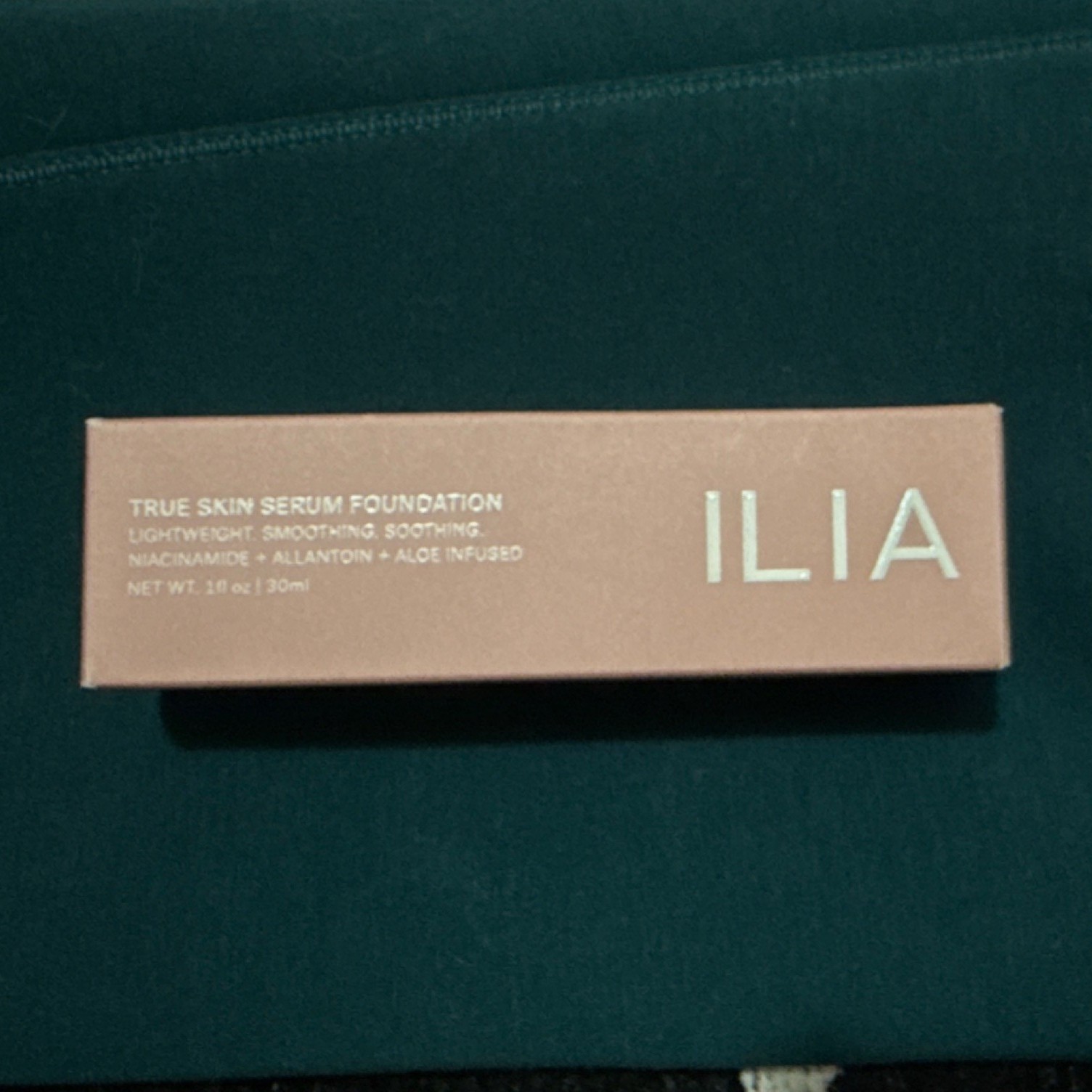 ILIA True Skin Serum Foundation Smoothing Lightweight Niacinamide 1 fl oz
