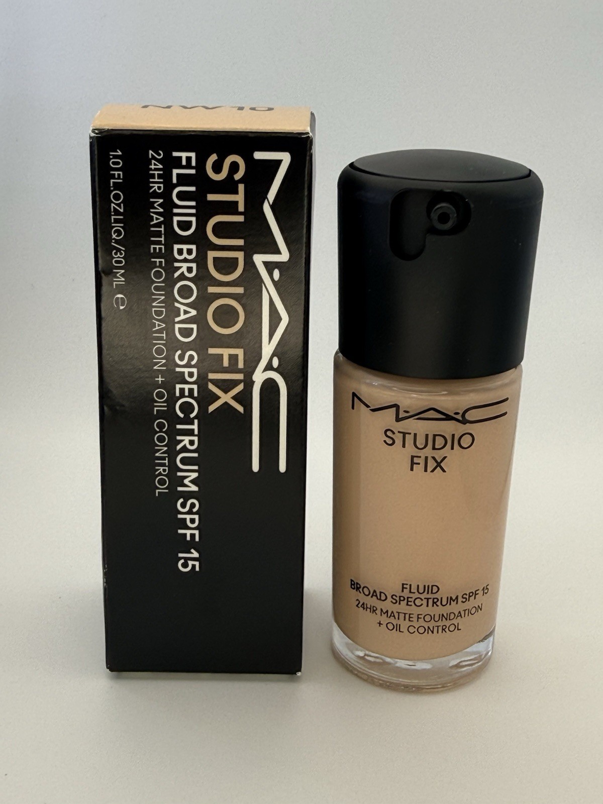 MAC Studio Fix Fluid SPF 15 Foundation 24hr Matte+Oil Control ~NW10~1oz/30ml