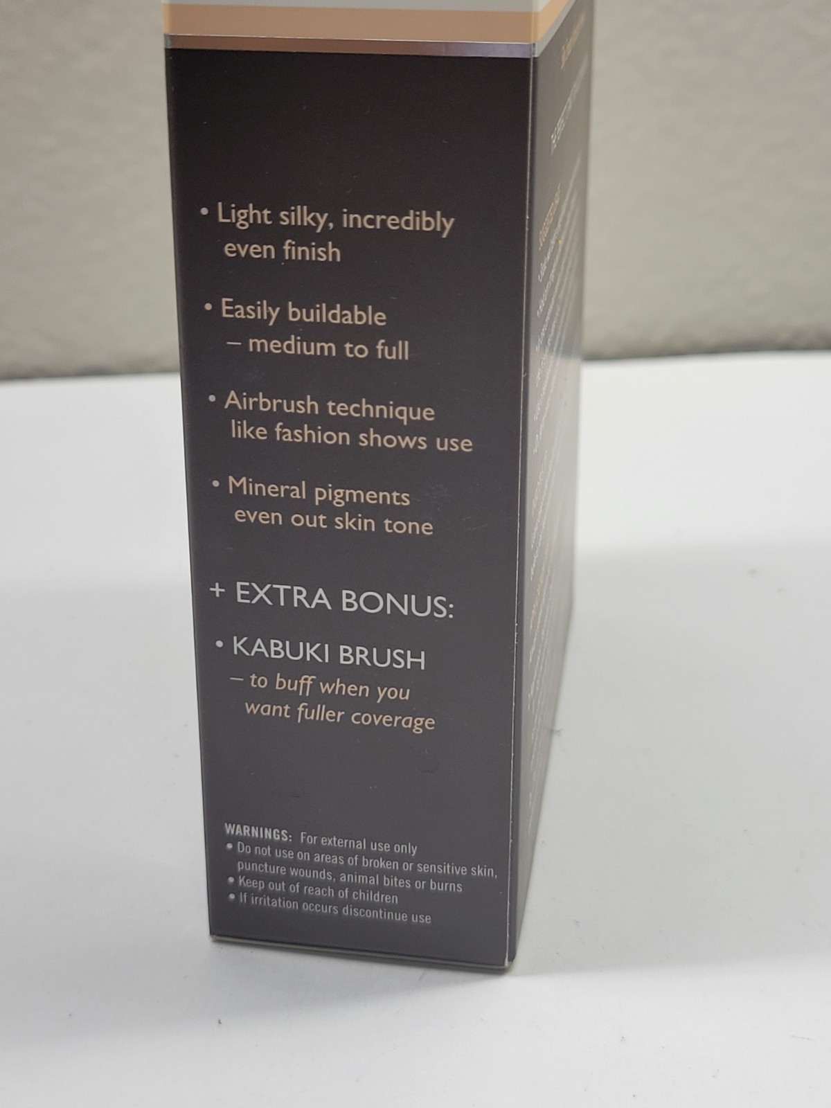 Jerome Alexander Magicminerals Airbrush Foundation – 2 Piece Set with Airbrush F