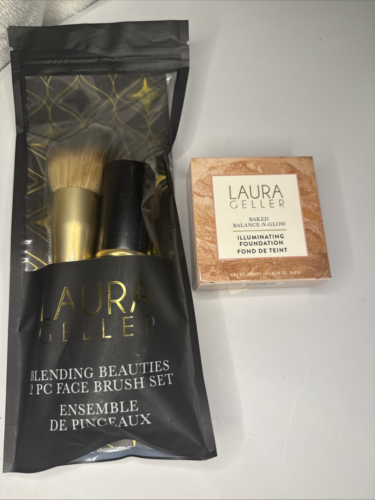 Laura Geller Baked Balance & Glow Illuminating Foundation Fair & 2 Brushes