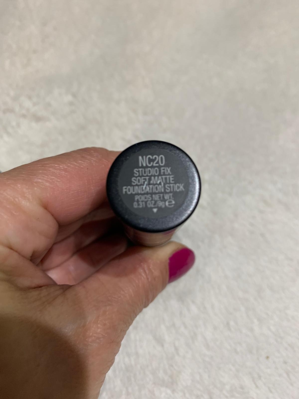 MAC Studio Fix Soft Matte Foundation Stick – Shade NC20 – 9g / 0.31 oz