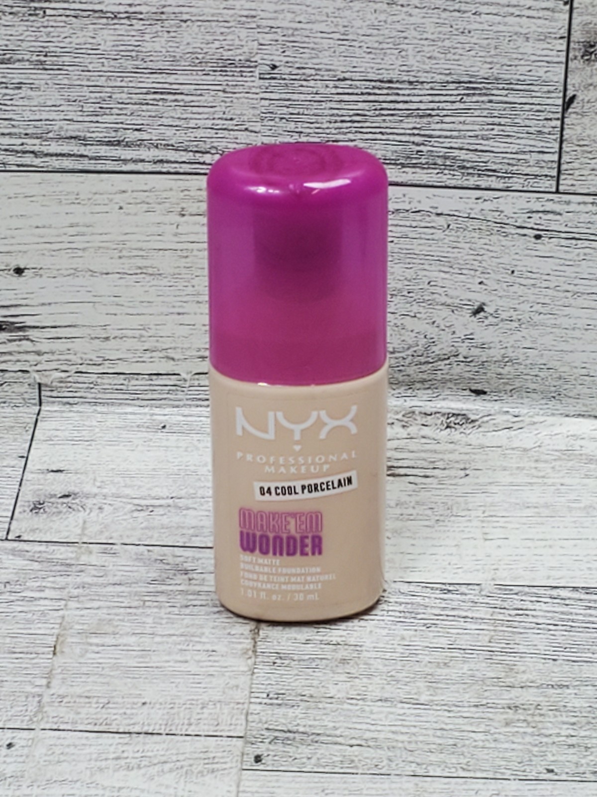 NYX Make ‘Em Wonder Liquid Foundation, 04 Cool Porcelain *READ