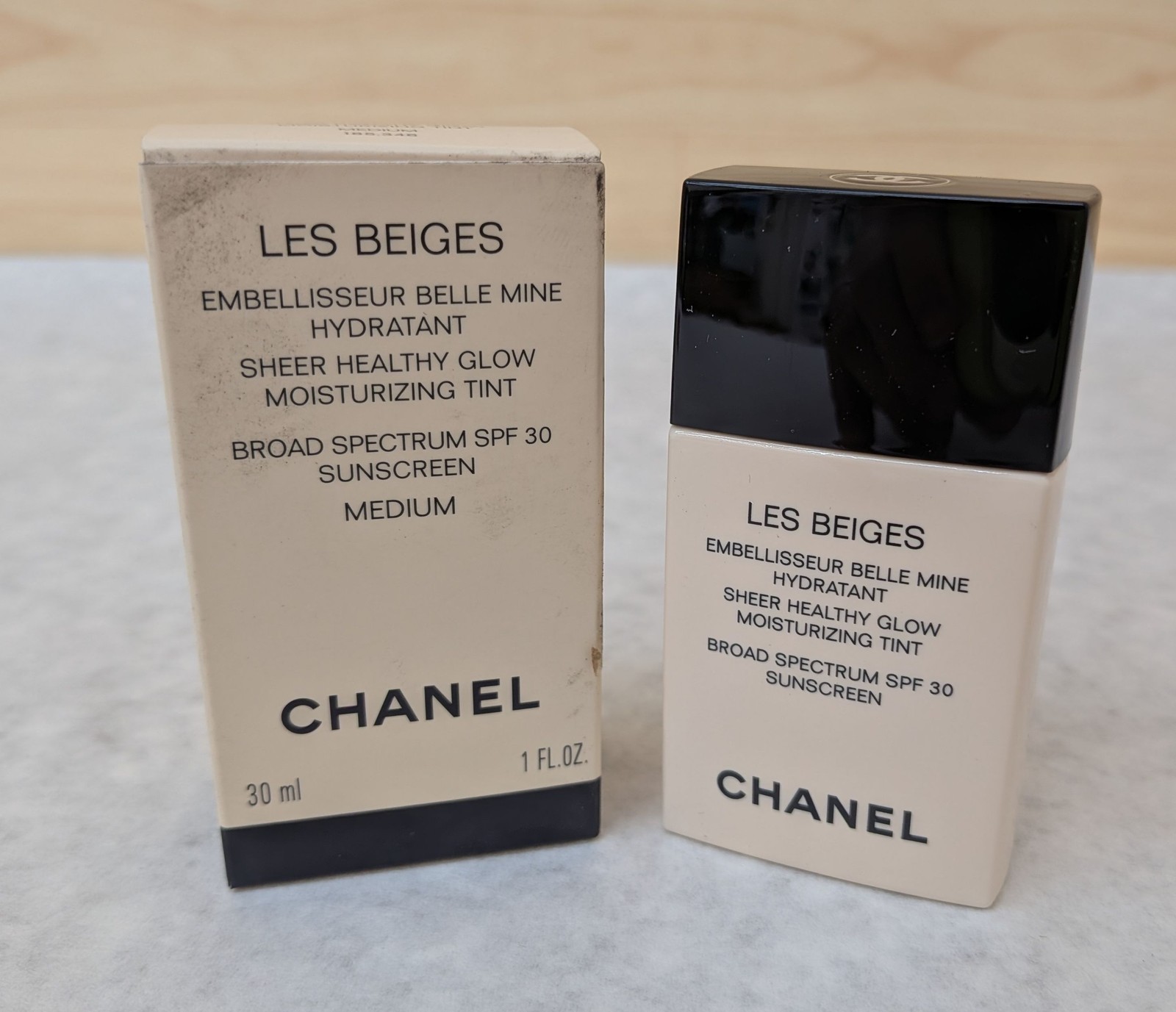 CHANEL Les Beiges Sheer Glow Moisturizing Tint SPF 30 Medium Sunscreen