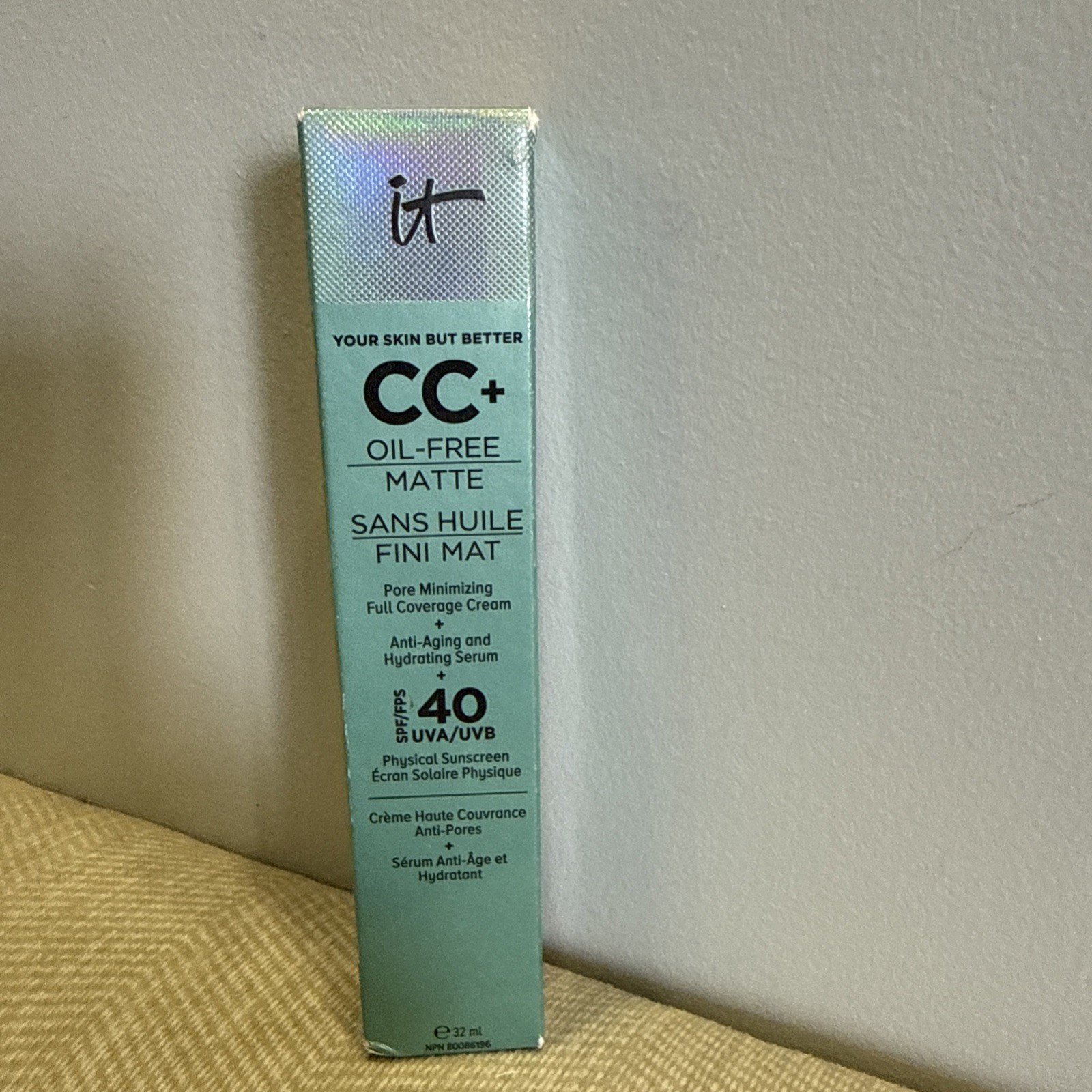 IT Your Skin But Better CC OIL FREE MATTE Full Cover Cream-MEDIUM NOSPF EXP 2/25