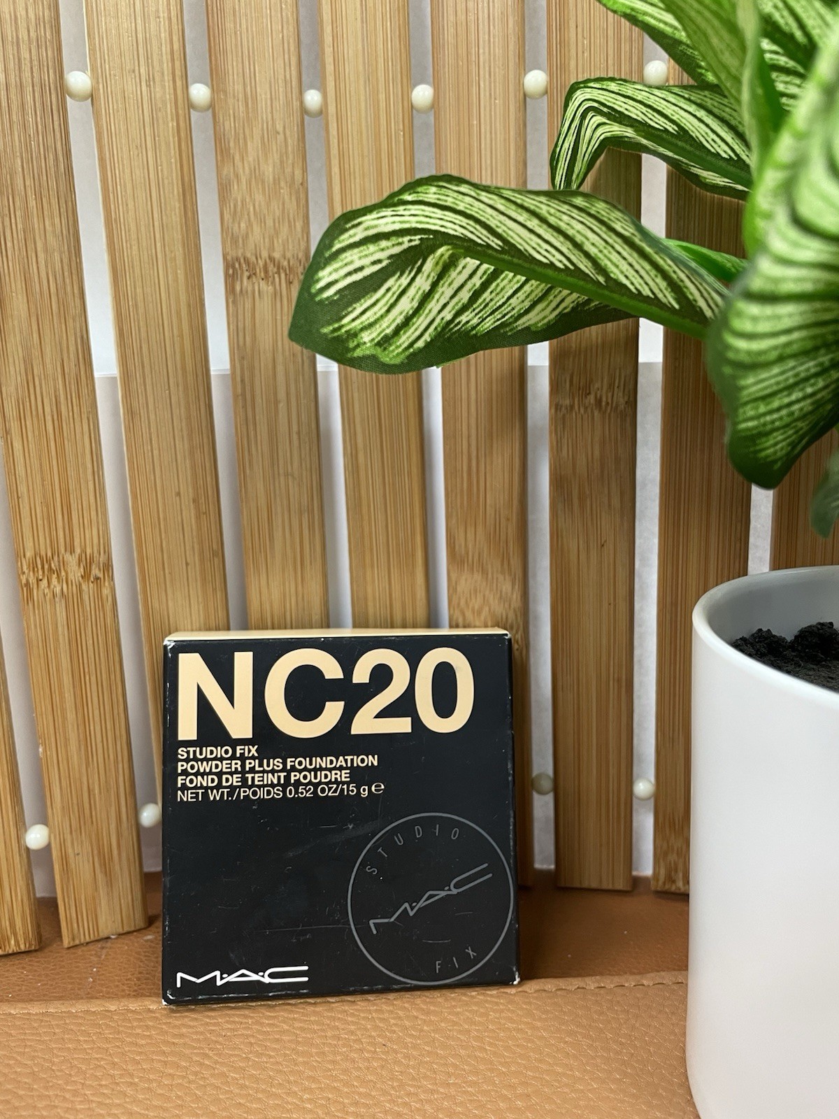 MAC Studio Fix Powder Plus Foundation Shade NC20 Full Size 15g Original Formula!