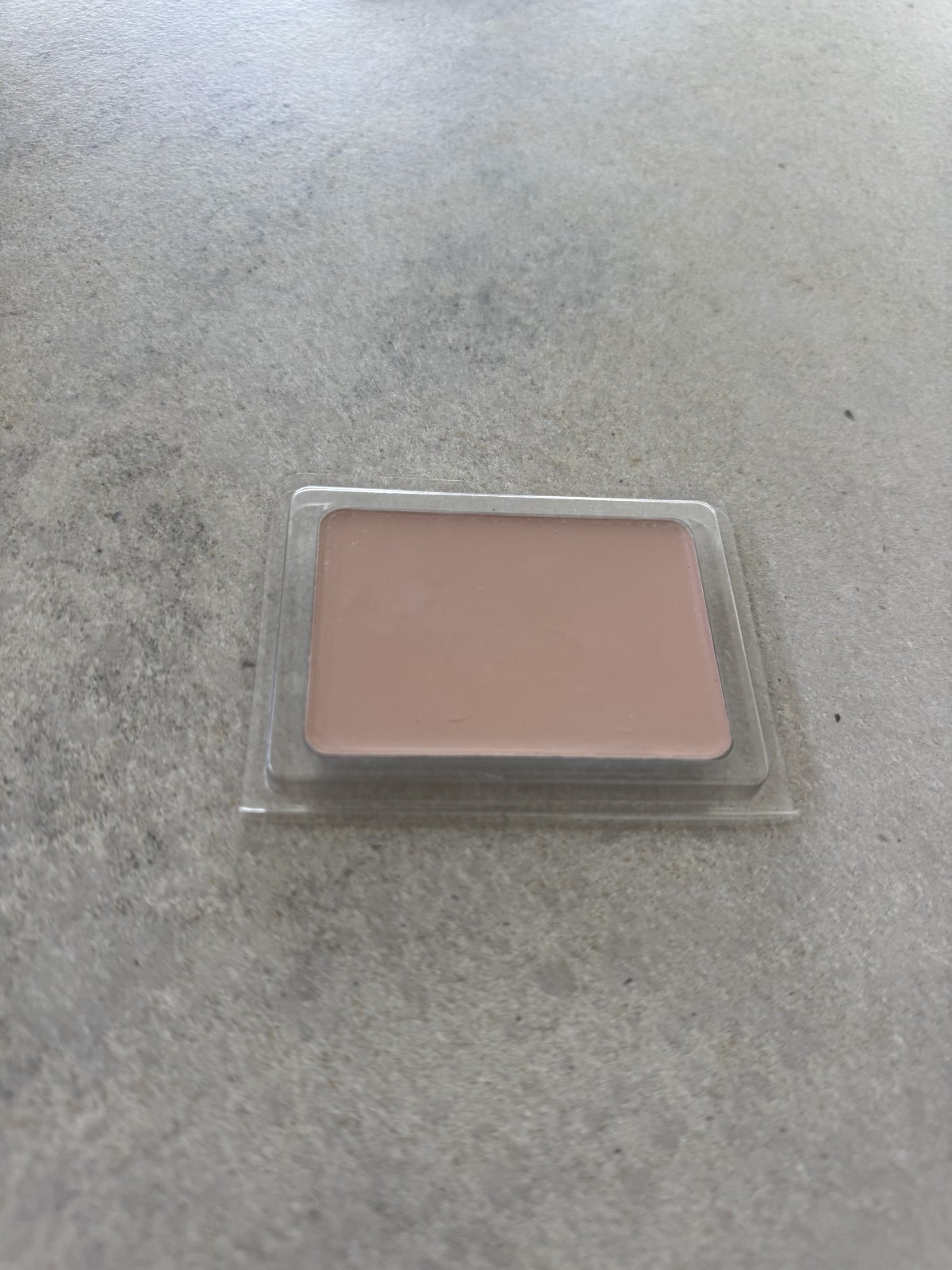 ALEXANDRA DE MARKOFF Powder-Finish Creme Makeup Shade 71 ½ Refill Pan New