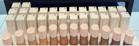 Rare Beauty Selena Gomez Positive Light Tinted Moisturizer Broad Spectrum SPF 20