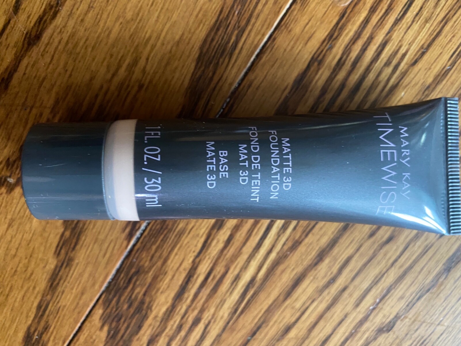 Mary Kay Medium-Coverage Foundation