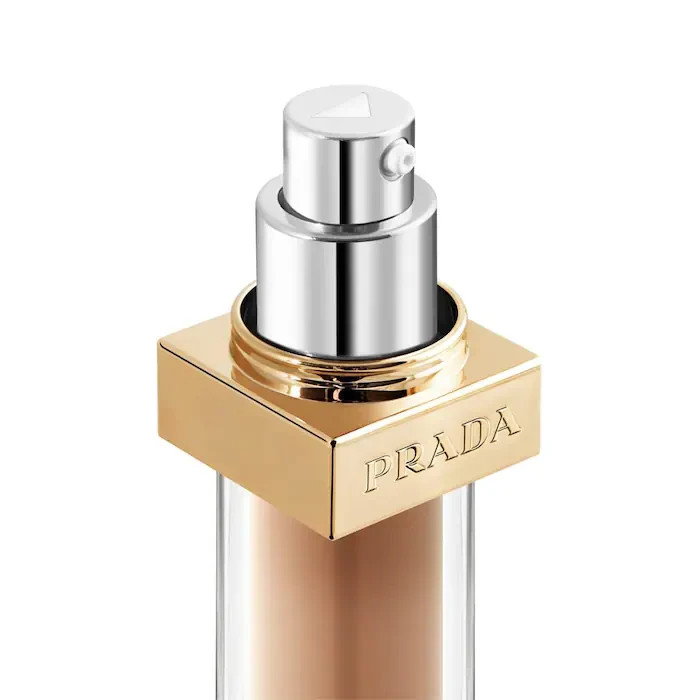 Prada Reveal Skin Optimizing Refillable Soft Matte Foundation DN85