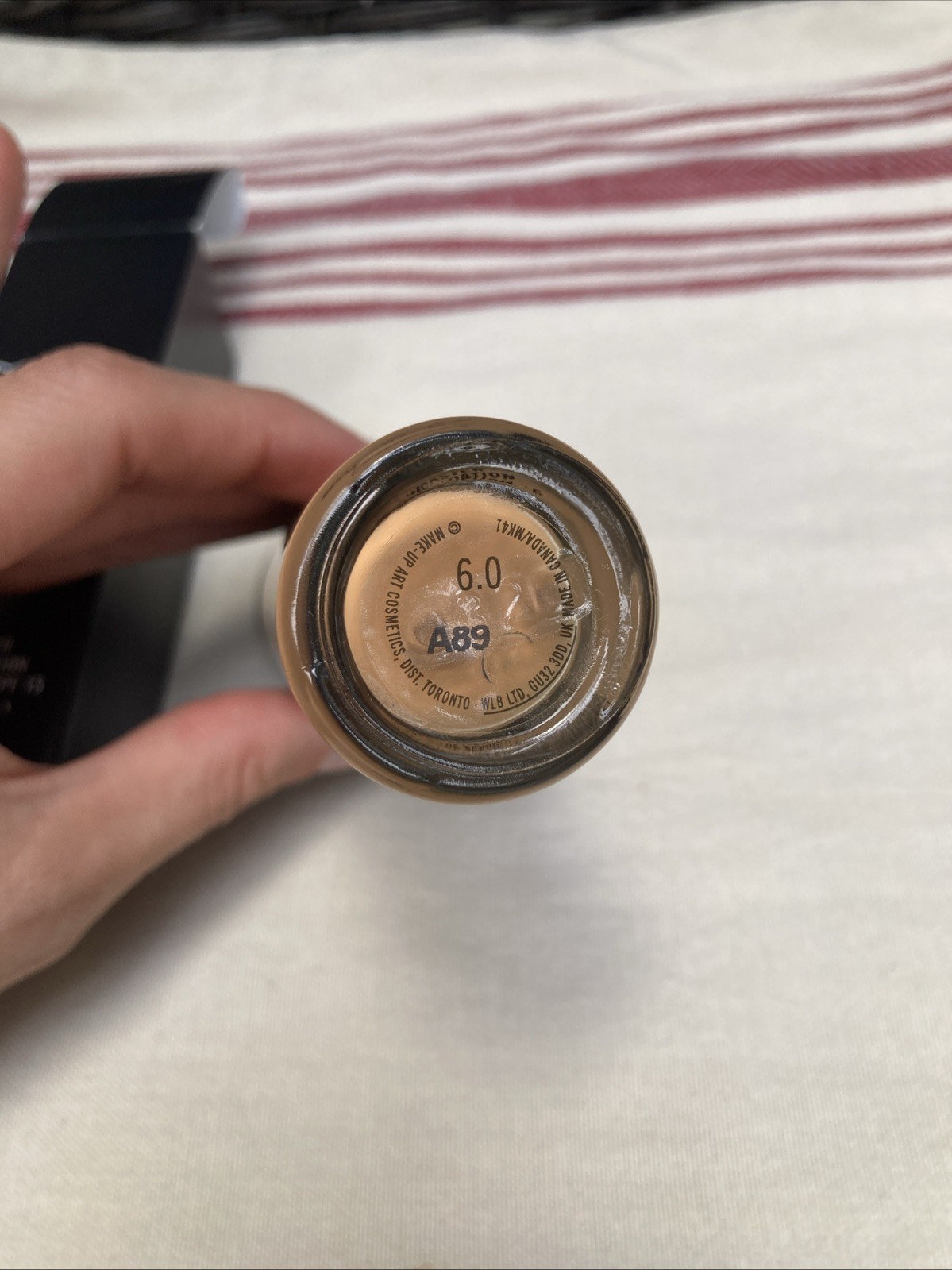 MAC Matchmaster SPF15 Foundation #6.0 – Size 35mL / 1.2 Oz. New In Box