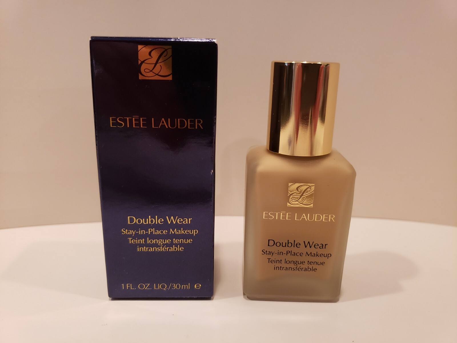 Estee Lauder ~ Double Wear Stay In Place ~ 1W1 ~ BONE ~ NIB