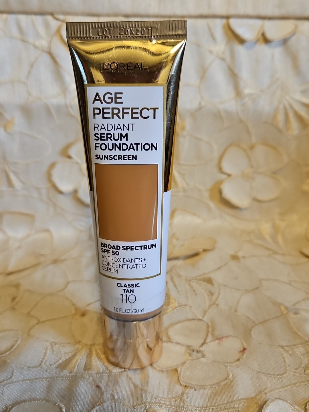 L’Oreal-Paris-Age Perfect-Radiant Serum Foundation-SPF 50-Classic Tan 110-SEALED