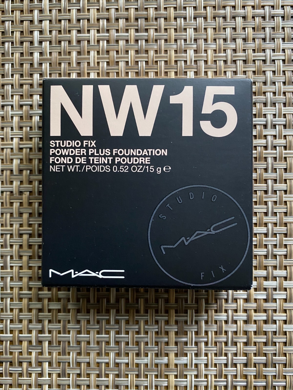 MAC STUDIO FIX POWDER PLUS FOUNDATION (0.52 oz./15 g.): NW 15 — NEW