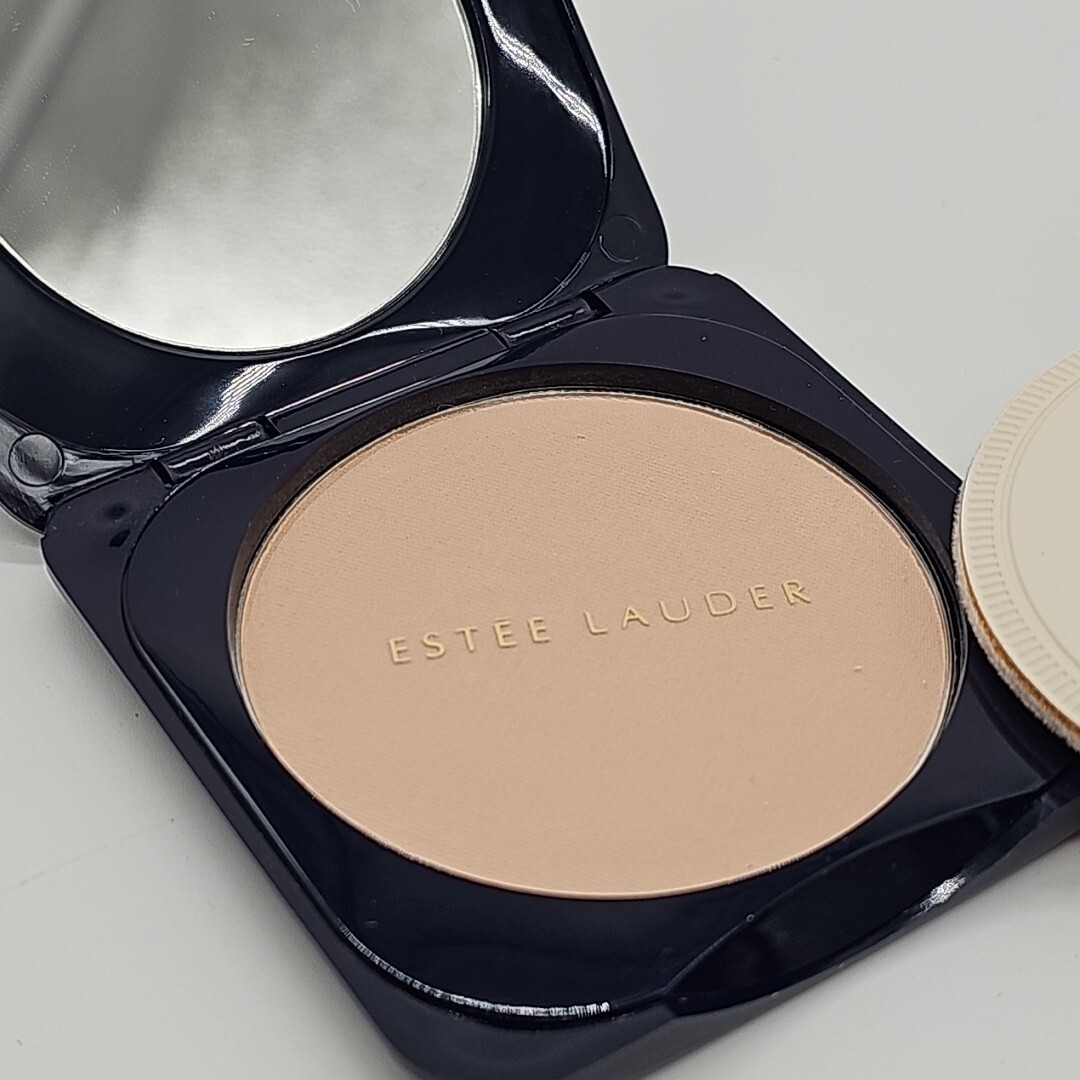 Estee Lauder Demi-Matte Pressed Powder Foundation Champagne Beige-01 0.35 OZ