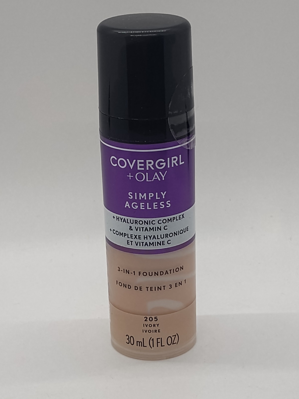 COVERGIRL + Olay Simply Ageless 3-in-1 Foundation 205 Ivory