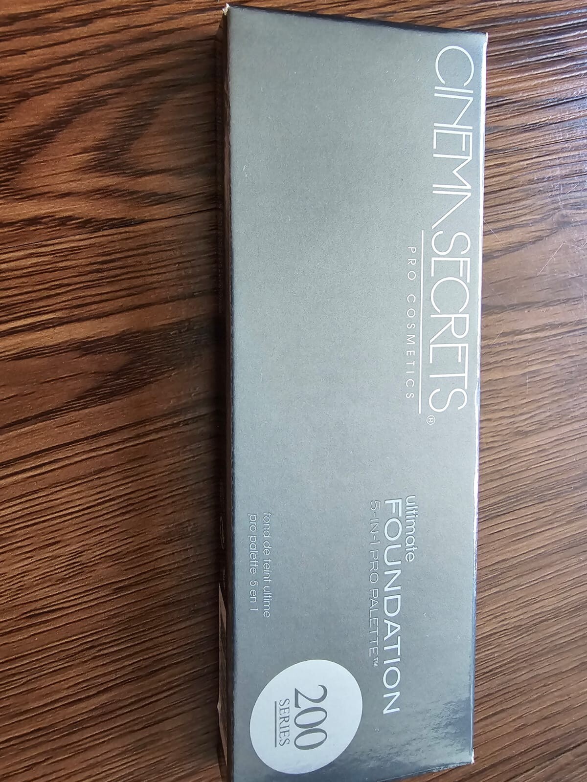 CINEMA SECRETS Ultimate Foundation 5-in-1 Pro Palette 200,300 and 400 SERIES