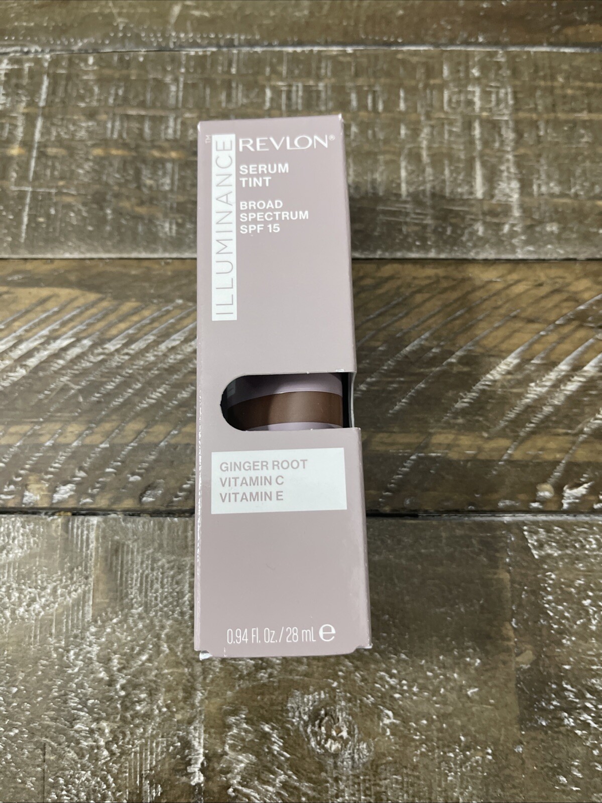 Revlon Illuminance Serum Tint Foundation 601 Nutmeg