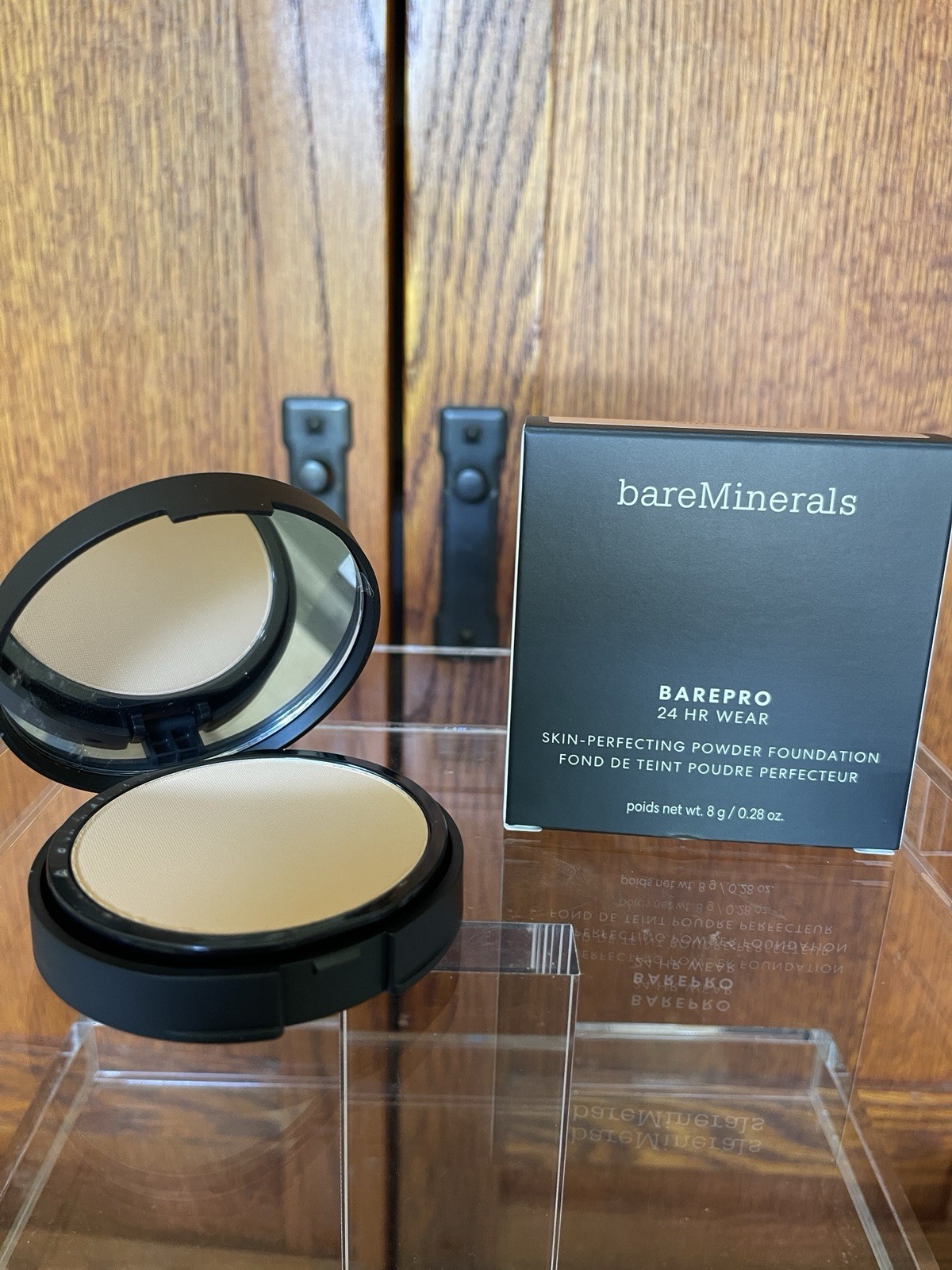 bareMinerals BAREPRO Powder Foundation Full Coverage Matte Light 27 Neutral 8g